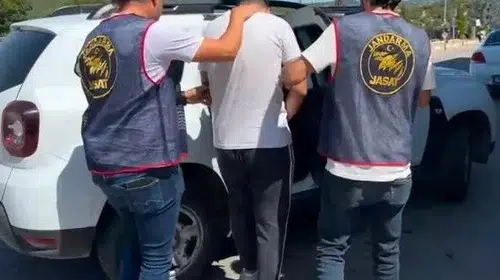 Telefonda korku senaryosuyla 300 bin liralık vurgun: JASAT iz sürdü, İzmir’de yakaladı