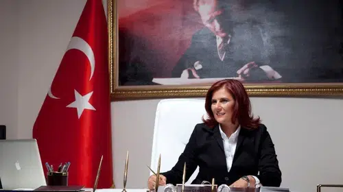 Aydın siyasetinde kartlar yeniden dağıtıldı: Zirvenin sahibi açık ara fark attı