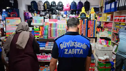Manisa'da okul alışverişi mesaisi: Zabıtadan kırtasiyelere sıkı takip