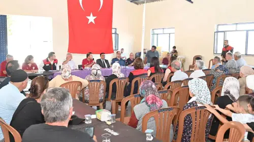 Bekilli’de tarlanın sorunları masaya yatırıldı: Üreticiden ilk ağızdan çözüm talebi