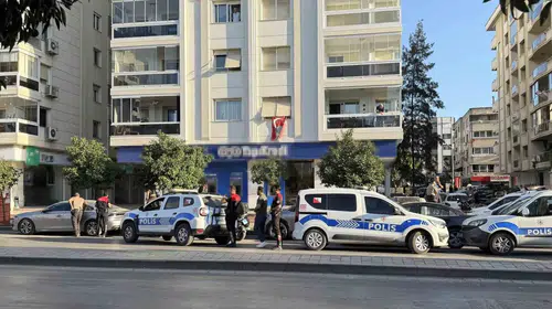 Karabağlar'da banka şubesinde şüpheli hareketlilik: Emniyet güçleri teyakkuza geçti