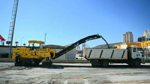 Kuşadası yollarında teknolojik dönüşüm: Değirmendere’de hummalı çalışma