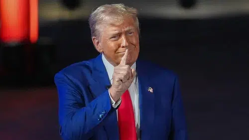 Donald Trump'ın 927 sayfalık mali beyanı kamuoyuna açıklandı