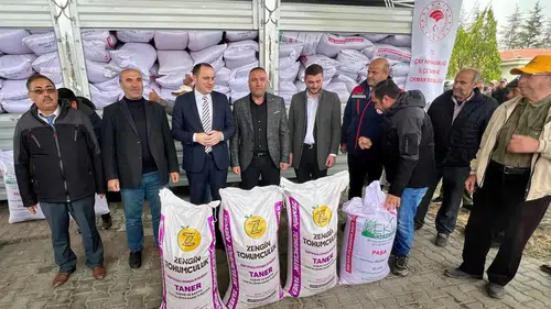 Çaylı çiftçinin yüzü güldü: Devletten yarı yarıya maliyet desteği