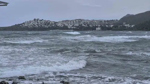 Bodrum deniz ulaşımında fırtına engeli: Seferler durduruldu