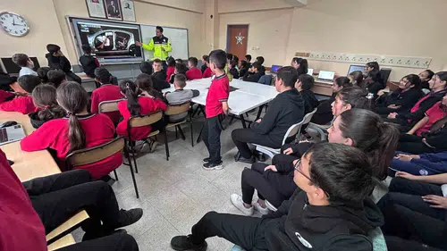 Afyonkarahisar'da trafik güvenliği için dev eğitim maratonu