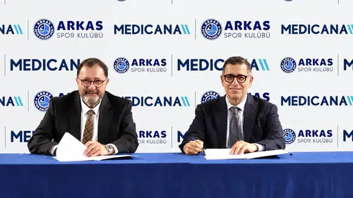 İzmir’de spor ve sağlık el ele: Arkas Spor’un yeni sezon güvencesi Medicana’dan