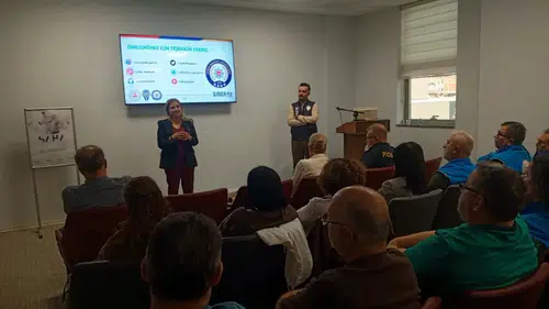 Nazilli'de sağlık çalışanlarına siber güvenlik eğitimi: Dijital dünyada önlem şart