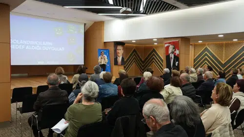 Dijital dünyada güvenli adımlar: Denizli'de büyükler için seferberlik