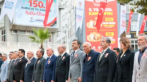 Denizli’de asırlık çınar 150 yaşında: Geçmişten geleceğe vefa yürüyüşü