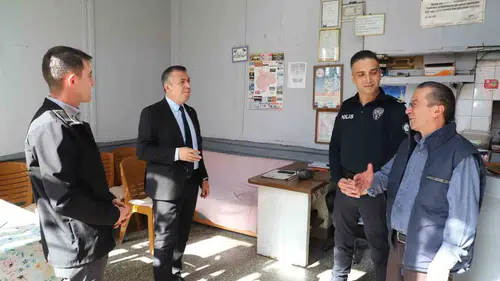Demirci’de esnafın sesi oldu: Kaymakam Bayram’dan saha mesaisi