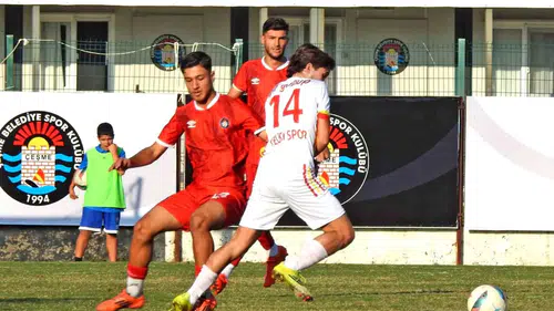 Çeşme’de puan kaybı: Yelkispor tek golle kazandı, ev sahibi fırsat tepti