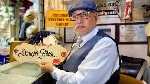 Harflerin anatomisini matbaada keşfetti: Çocukluk zorluğunu sanatın zirvesine taşıdı