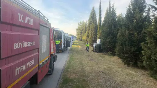 Germencik’te kontrolden çıkan araç devrildi: 2 yaralı