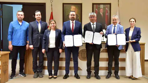 Geleceğin siber savunucuları Muğla’da yetişecek: 2027 vizyonu için imzalar atıldı