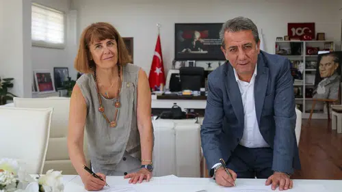 Efeler’de Cumhuriyet coşkusu: Atatürk Kültür Evi kapılarını açıyor