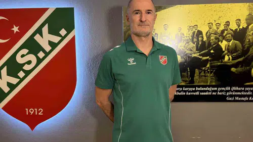 Nenad Markovic'in Karşıyaka'da yeni rotası: Fenerbahçe maçı bir sınav niteliğinde