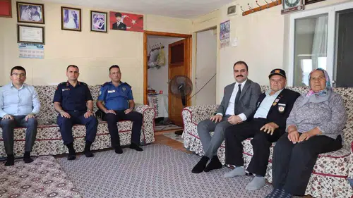 Karacasu'da anlamlı buluşma: Kaymakam Battal'dan kahramanlara ziyaret