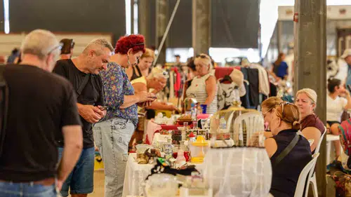 İzmir'de tasarruf dönemi: Kullanılmayan eşyalar değerleniyor