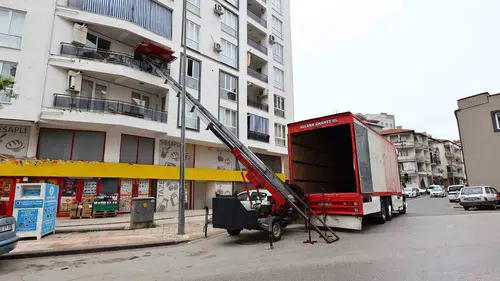 Denizli'de kira ve nakliye derdine belediye eli: 2,2 milyon liralık destekle yüzler güldü
