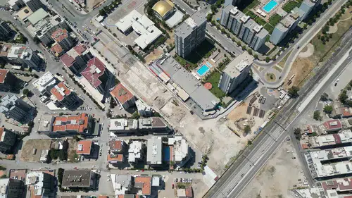 İzmir'de yarım kalan projeler isyanı: Saygılı'dan belediyeye ağır eleştiri