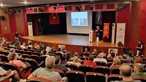 Nazilli’de gıda güvenliği için kritik buluşma: Karekod dönemi başlıyor