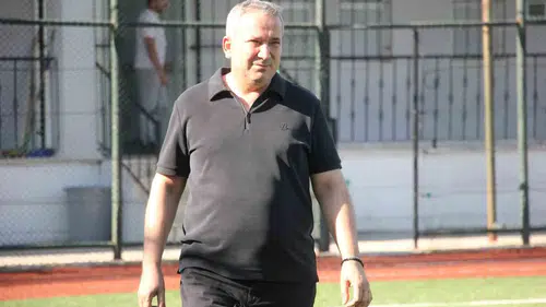 Denizli İdman Yurdu'nda 'Devir' Gerilimi Büyüyor: Kurucu Başkan Gürel, Yönetimi Yargıya Taşıdı