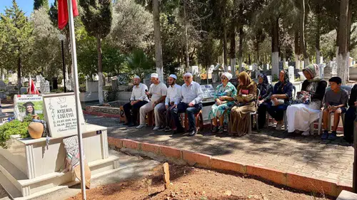 Didim’de vefa buluşması: Ayşenur Ezgi Eygi kabri başında anıldı