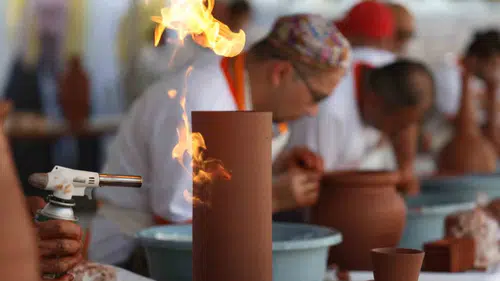 Menemen toprağı dünya sahnesine çıkıyor: 45 ülkeden sanatçılar buluşuyor