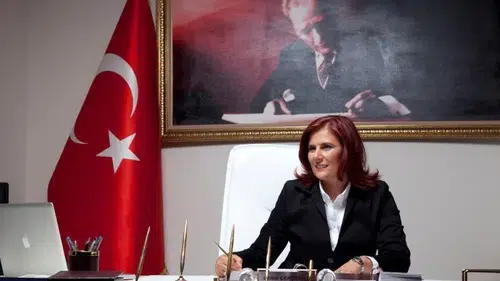 Aydın siyasetinde kartlar yeniden dağıtıldı: Zirvenin sahibi açık ara fark attı