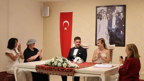 Turgutreis’te evlilik işlemleri artık çok daha hızlı: Merkez binaya gitme dönemi kapandı