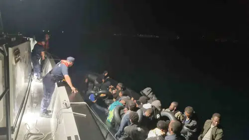 Ege sularında umut yolculuğuna Sahil Güvenlik engeli