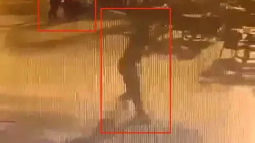 Çiğli'de belediye kafesine silahlı baskın: Güvenlik kameraları o anları kaydetti