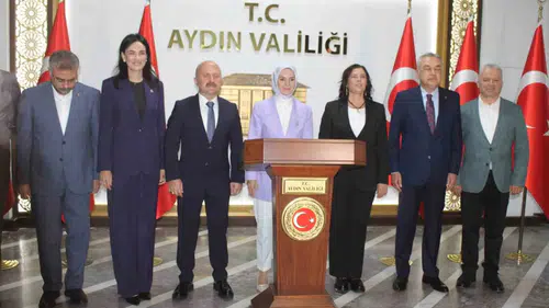 Bakan Göktaş’ın Aydın programında çocuk hakları vurgusu: Şehrin nabzını tuttu