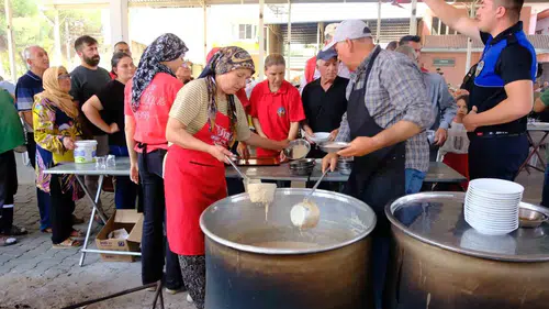 Horsunlu’da zaferin tadı 15 kazan keşkeğe yansıdı: 104 yıllık gelenek bozulmadı