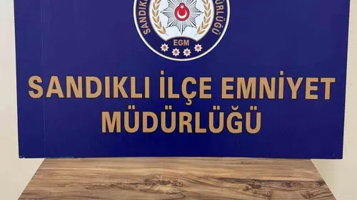 Sandıklı'da zehir operasyonu: Peçeteye emdirilmiş uyuşturucuyla yakayı ele verdi