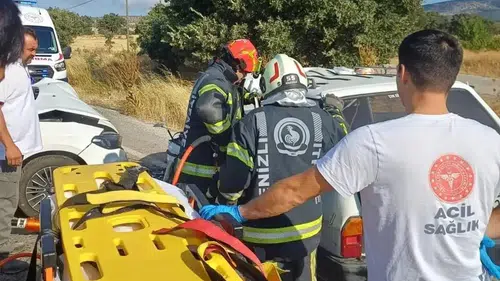 Denizli yolunda korkunç kaza: 5 yaralıdan ikisinin durumu ciddiyetini koruyor