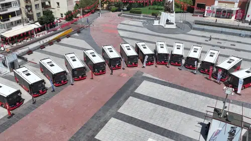 Manisa trafiğine 300 numaralı çözüm: Okullar açılmadan seferler başlıyor