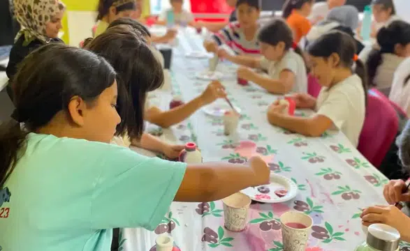 Minik eller çamurla buluştu: Muğla’da sanat dolu bir yaz tatili