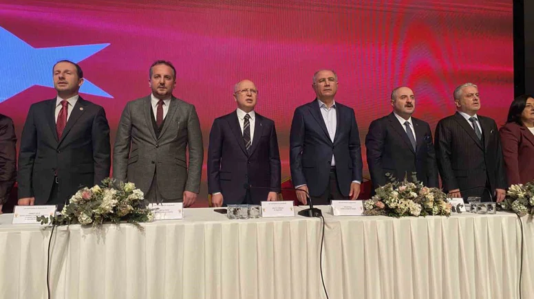 AK Parti Bursa’da bayramlaşma programı: Birlik, hizmet ve teşkilat vurgusu