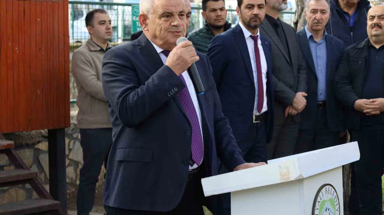 Başkan Öztürk belediye personelleri ile bayramlaştı