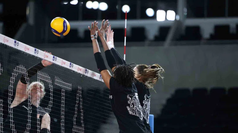 Eczacıbaşı Dynavit, Kupa Voley’de final hedefliyor