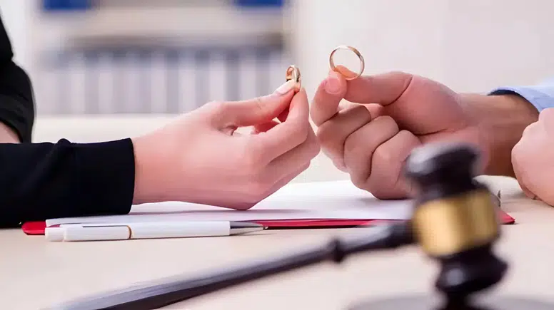 Yargıtay, "seni sevmiyorum" diyen kadını boşanmada kusurlu buldu