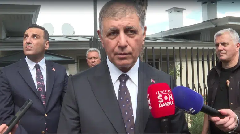 Şato’daki zirve sonrası tansiyon yükseldi: Cemil Tugay’dan Özgür Özel’e yanıt