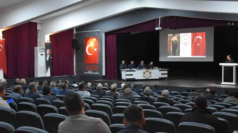 Salihli’de tarım işçilerinin yaşam şartları masaya yatırıldı