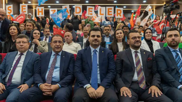 AK Partili İnan’dan Manisa’da zehir zemberek sözler: "Yeni yalanlar partisi"