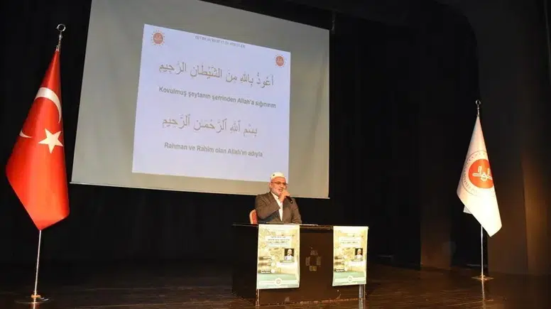 Salihli'de camilerin sosyal hayattaki dönüştürücü gücü vurgulandı