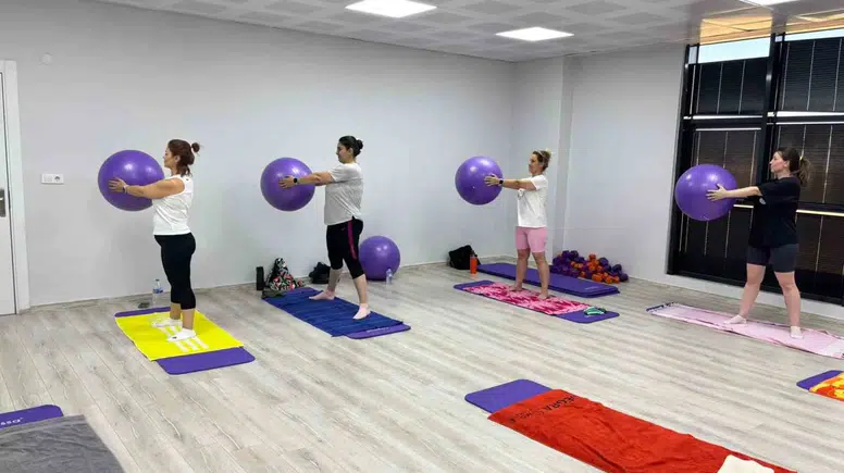 Turgutlu’da hareket zamanı: Kadınlar sporla enerjilerini tazeliyor