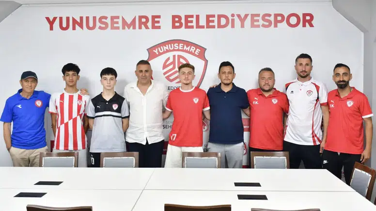 Yunusemre Belediyespor'da yeni dönem: Genç yeteneklere deneyimli emanetçiler