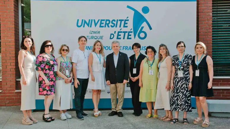 Fransızca eğitiminde profesyonel gelişim rüzgarı İzmir’de esti